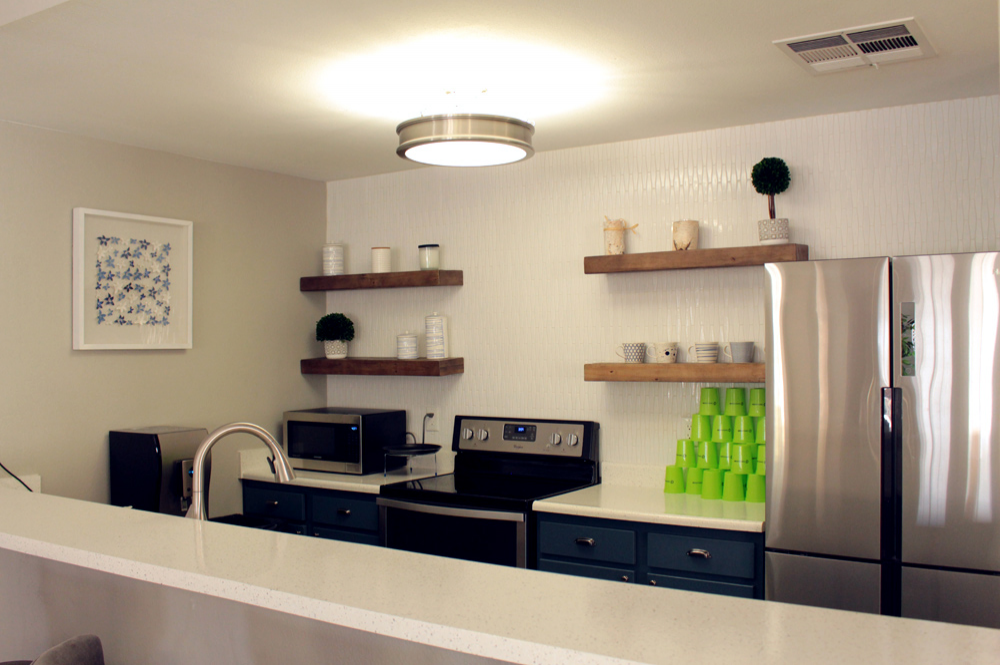 Clubhouse kitch